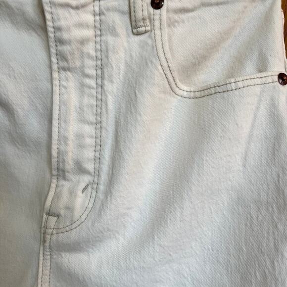 Abercrombie and Fitch, ecru, straight, ultra high rise, women's size 27-4R - Picture 5 of 10